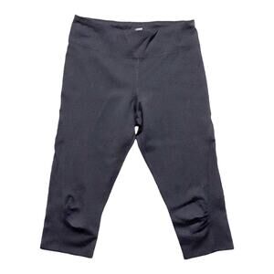 EXPLORE Black Capri Gym Pants Size M Athleisure Sportswear Yoga Hiking Outdoors